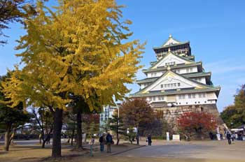 大阪城公園
 - 楓葉名所