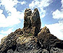 立神岩