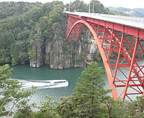 遊覽船及惠那峽大橋-惠那峽