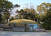 廣島平和記念公園原子彈供養塔